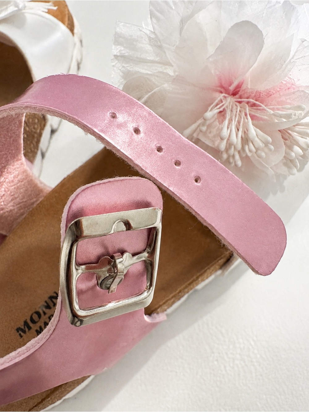 Monnalisa girls white & pink flower sandals EU32 / US 1 - Picture 3 of 15